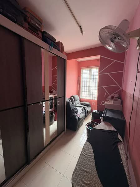 Rumah Teres 2 Tingkat untuk Dijual di Tanjong Duabelas (Selangor) - Jane Wong - Living Room - PropertyGuru.com.my