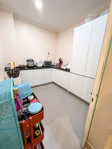 3-storey Terraced House for Sale in Petaling Jaya (Selangor) - Vincent Liaw - Kitchen - PropertyGuru.com.my