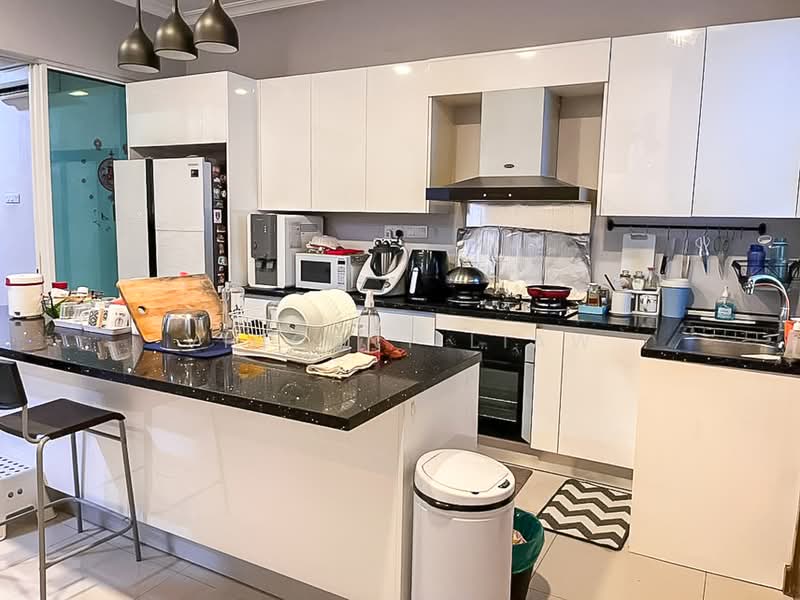 3-storey Terraced House for Sale in Petaling Jaya (Selangor) - Vincent Liaw - Kitchen - PropertyGuru.com.my