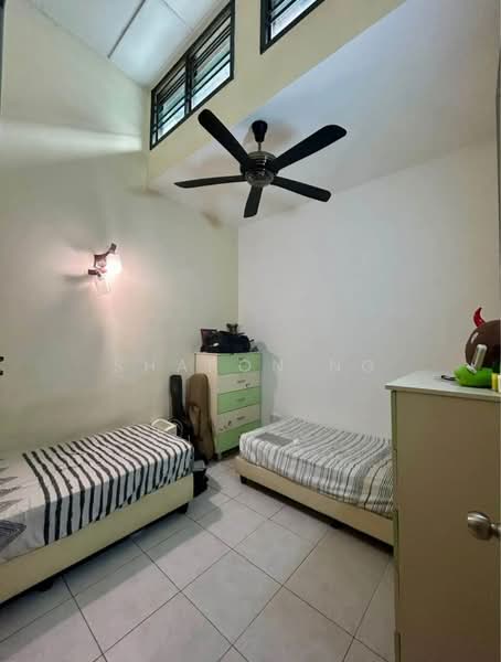 1.5-storey Terraced House for Sale in Taman Impian Emas (Skudai) - Sharon Ng - Bedroom - PropertyGuru.com.my