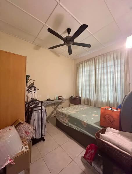 1.5-storey Terraced House for Sale in Taman Impian Emas (Skudai) - Sharon Ng - Bedroom - PropertyGuru.com.my