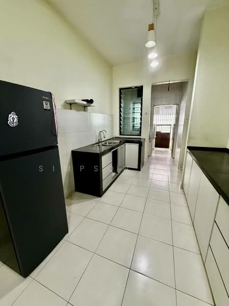 2-storey Terraced House for Sale in Taman Molek (Johor Bahru) - Simpson Poh - Kitchen - PropertyGuru.com.my