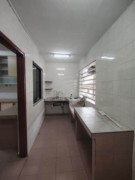 2-storey Terraced House for Rent in Taman Anggerik (Johor Bahru) - Samuel Lee - Kitchen - PropertyGuru.com.my