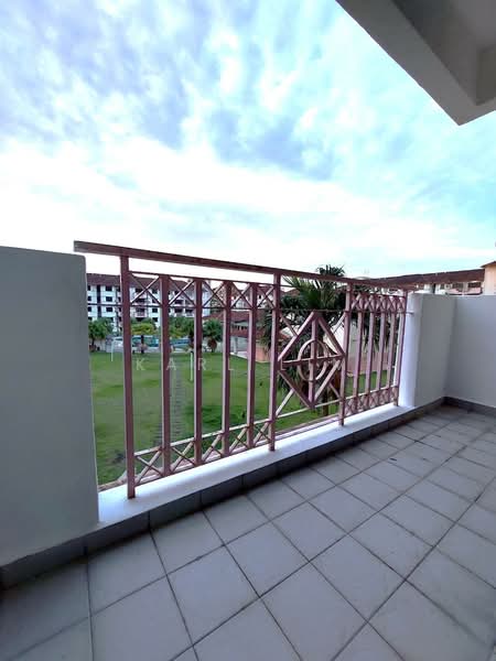 Kondominium untuk Dijual di Skudai Villa - Karl Lim - Balcony - PropertyGuru.com.my