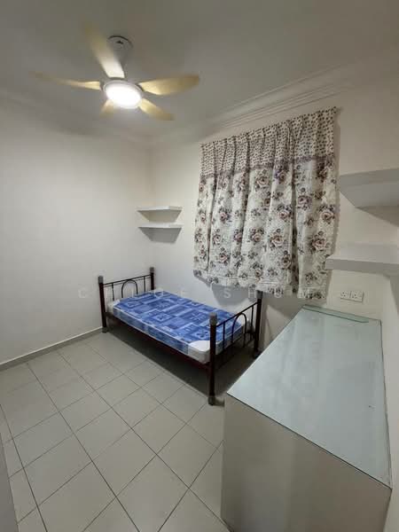 Pangsapuri untuk Disewa di Lake View Suites - Chloe Shum - Bedroom - PropertyGuru.com.my