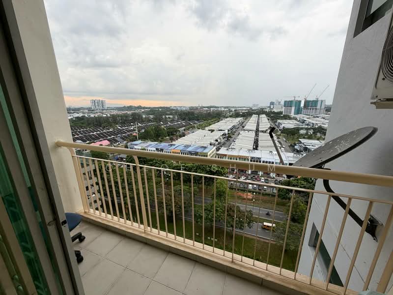 Pangsapuri untuk Disewa di Lake View Suites - Chloe Shum - Balcony - PropertyGuru.com.my