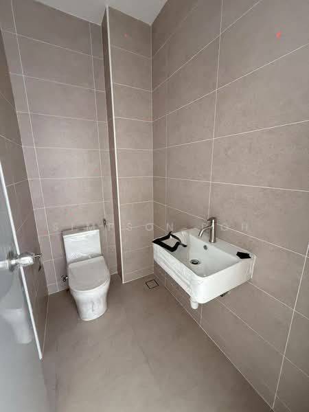 Rumah Teres untuk Dijual di Taman Ponderosa (Johor Bahru) - Simpson Poh - Bathroom - PropertyGuru.com.my