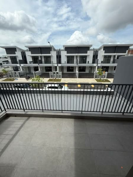Rumah Teres untuk Dijual di Taman Ponderosa (Johor Bahru) - Simpson Poh - Exterior - PropertyGuru.com.my
