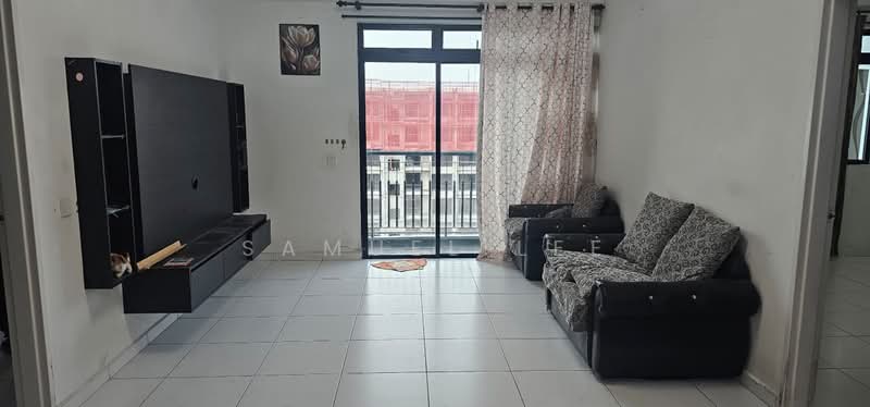 Service Residence for Rent at Sky Oasis Residence (Pangsapuri Oasis 1) - Samuel Lee - Living Room - PropertyGuru.com.my