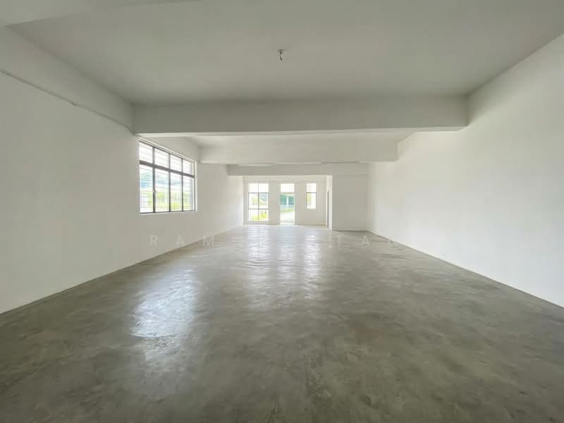 Kedai untuk Dijual di Taman Malim Jaya (Bachang) - Ramona Tan - Interior - PropertyGuru.com.my