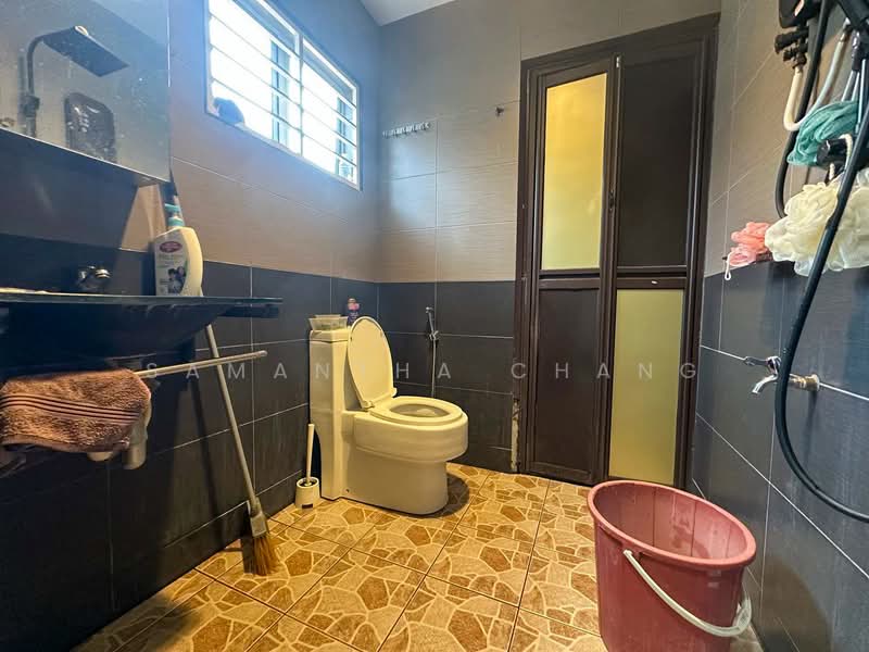 2-storey Terraced House for Sale in Taman Pandan Indah (Ampang) - Samantha Chang - Bathroom - PropertyGuru.com.my