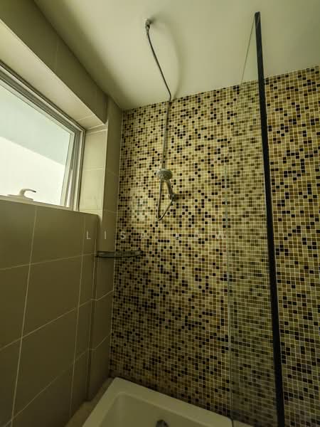 Servis Apartment untuk Disewa di Sinaran TTDI - Lisa Low - Bathroom - PropertyGuru.com.my