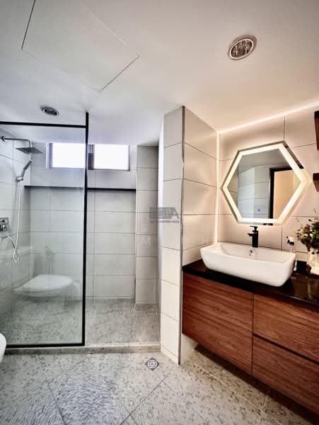 Condominium for Rent at Marina Bay Condominium - Ressha Ramesh - Bathroom - PropertyGuru.com.my