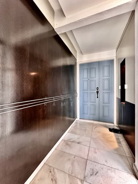 Condominium for Rent at Marina Bay Condominium - Ressha Ramesh - Entrance - PropertyGuru.com.my