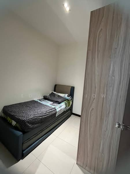 Servis Apartment untuk Disewa di Molek Regency - Edward Siow - Bedroom - PropertyGuru.com.my