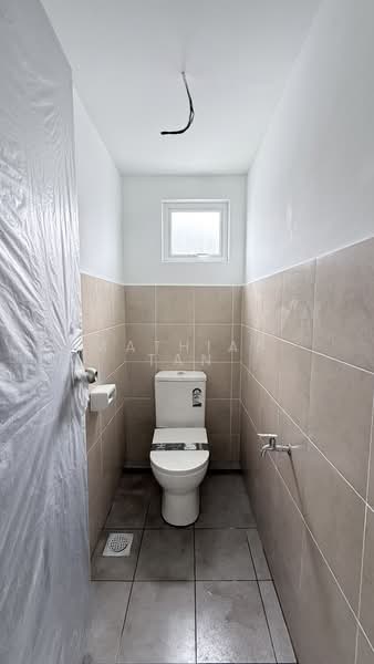 Kedai untuk Dijual di Ayer Molek (Melaka) - Mathias Tan - PropertyGuru.com.my