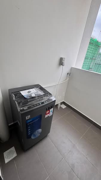 Kediaman Servis untuk Disewa di Meldrum Heights (Residensi Meldrum) - Chloe Shum - Balcony - PropertyGuru.com.my