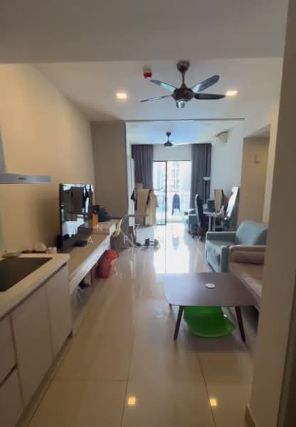 Servis Apartment untuk Disewa di Paramount Utropolis - Nazrin Affendy - Living Room - PropertyGuru.com.my