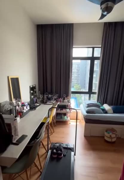 Servis Apartment untuk Disewa di Paramount Utropolis - Nazrin Affendy - Bedroom - PropertyGuru.com.my