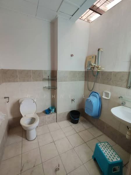 Terraced House for Sale in Taman Setia Indah (Tebrau) - Daphne Lee - Bathroom - PropertyGuru.com.my