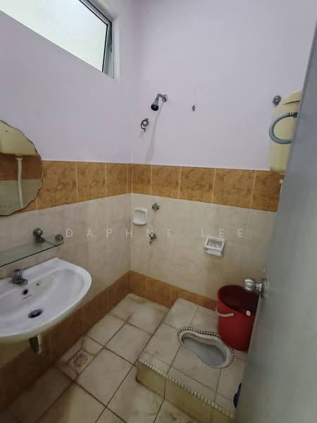 Terraced House for Sale in Taman Setia Indah (Tebrau) - Daphne Lee - Bathroom - PropertyGuru.com.my