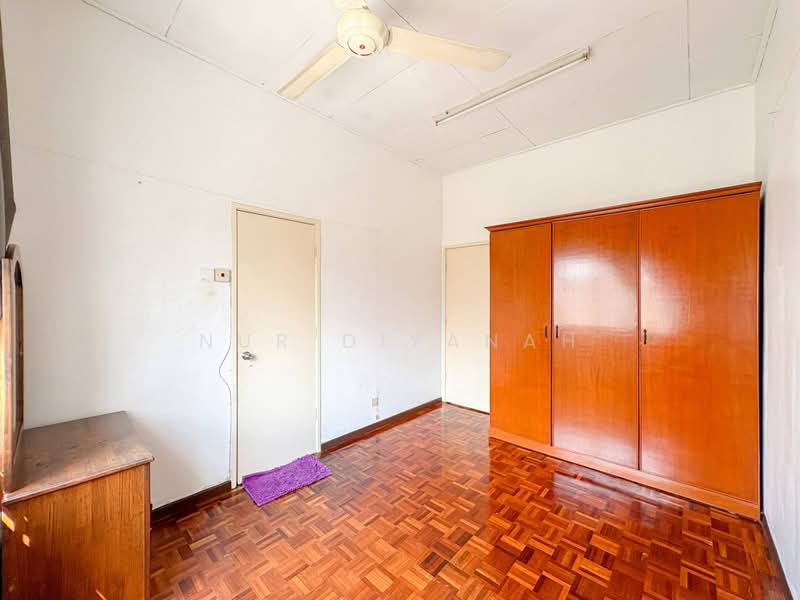 Terraced House for Sale in Bandar Kinrara Seksyen 5 (Bandar Kinrara) - Nur Diyanah - Bedroom - PropertyGuru.com.my