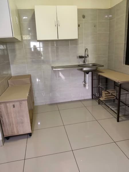 Kondominium untuk Disewa di Residensi Zamrud - Kevin Chen - Kitchen - PropertyGuru.com.my