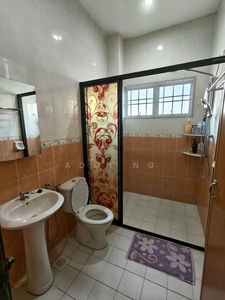 2-storey Terraced House for Rent in Taman Rakan (Kajang) - Addy Ng - Bathroom - PropertyGuru.com.my