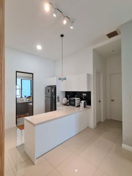 Kondominium untuk Disewa di Isle of Kamares - CY Tee - Kitchen - PropertyGuru.com.my