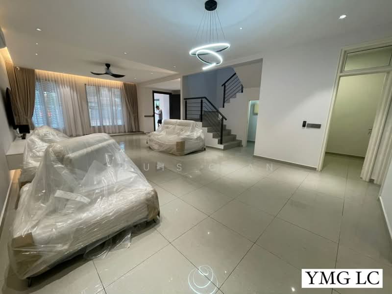 2-storey Terraced House for Sale in Setia Damai (Setia Alam) - Louis Chan - Living Room - PropertyGuru.com.my