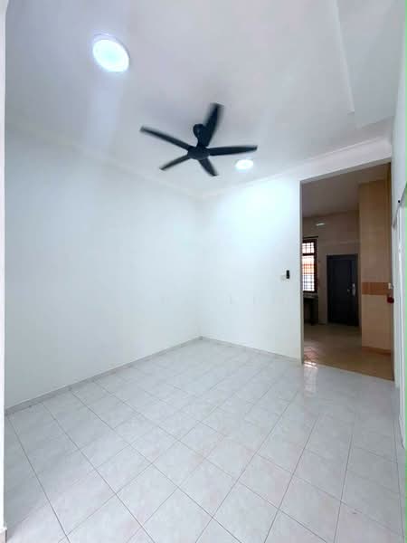 2-storey Terraced House for Sale in Taman Damansara Aliff (Tampoi) - Karl Lim - Interior - PropertyGuru.com.my