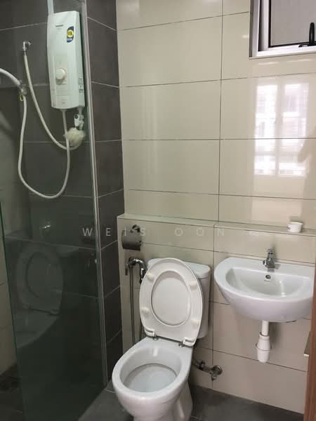 Condominium for Sale at Villa Crystal - Weis Oon - Bathroom - PropertyGuru.com.my