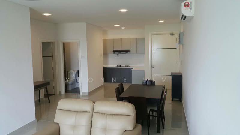 Servis Apartment untuk Dijual di One Medini - Yvonne Lim - Living Room - PropertyGuru.com.my