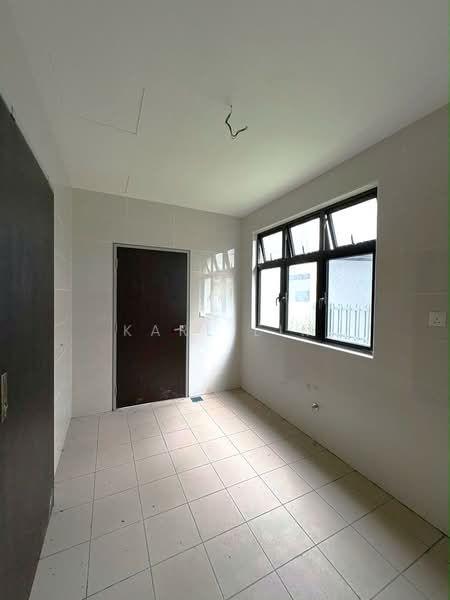 Cluster House for Sale in Taman Glenmarie (Johor Bahru) - Karl Lim - Interior - PropertyGuru.com.my