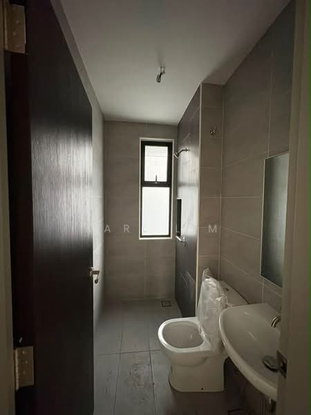 Cluster House for Sale in Taman Glenmarie (Johor Bahru) - Karl Lim - Bathroom - PropertyGuru.com.my