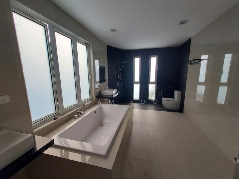 Rumah Banglo untuk Disewa di Bangsar (Kuala Lumpur) - Adam Foo - Bathroom - PropertyGuru.com.my