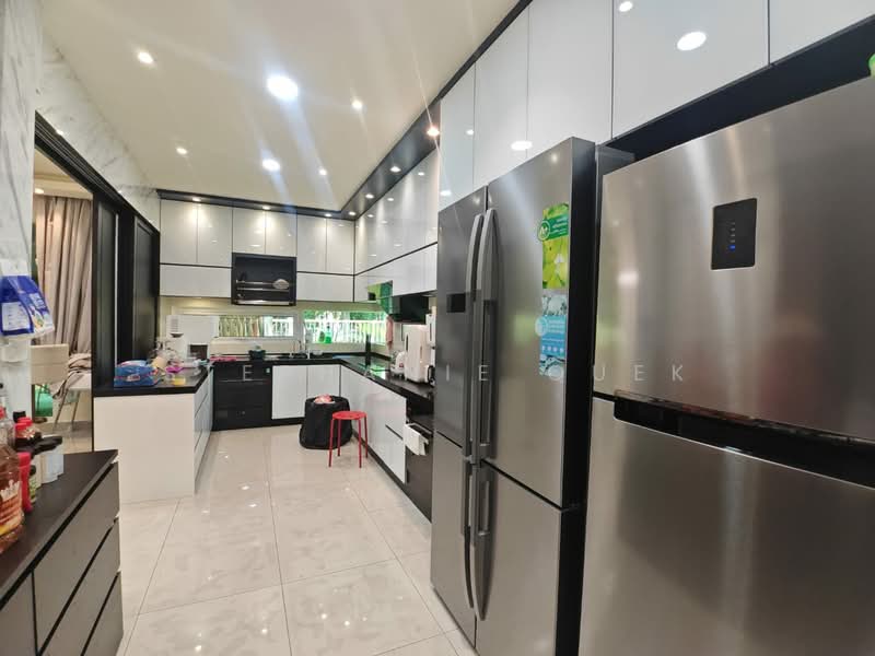 Semi-Detached House for Sale in Ambang Botanic (Klang) - Stephanie Quek - Kitchen - PropertyGuru.com.my
