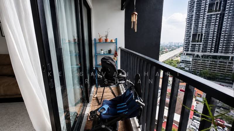 Servis Apartment untuk Dijual di D'sands Residence - Keasavan Hari Krishnan - Balcony - PropertyGuru.com.my