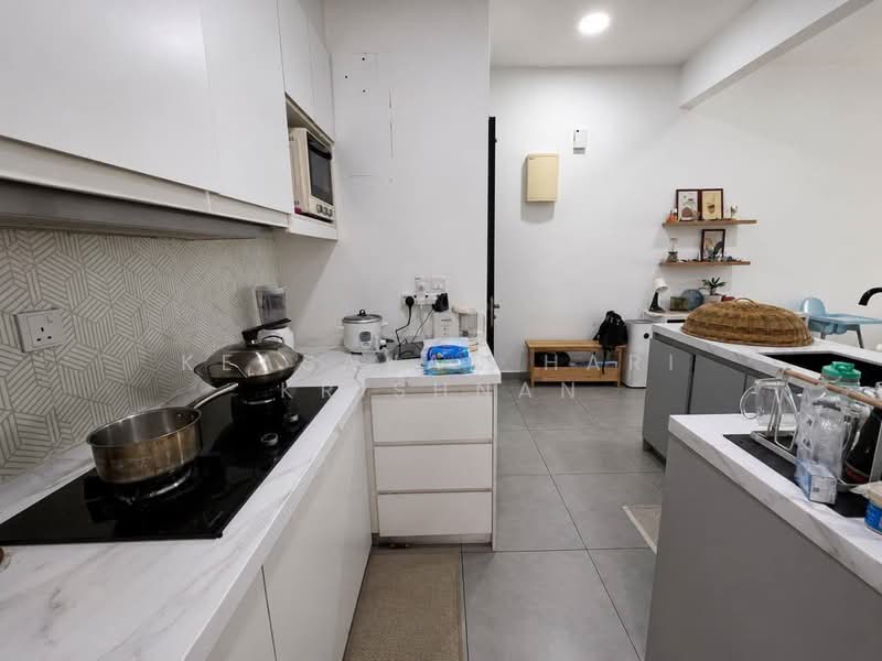 Servis Apartment untuk Dijual di D'sands Residence - Keasavan Hari Krishnan - Kitchen - PropertyGuru.com.my