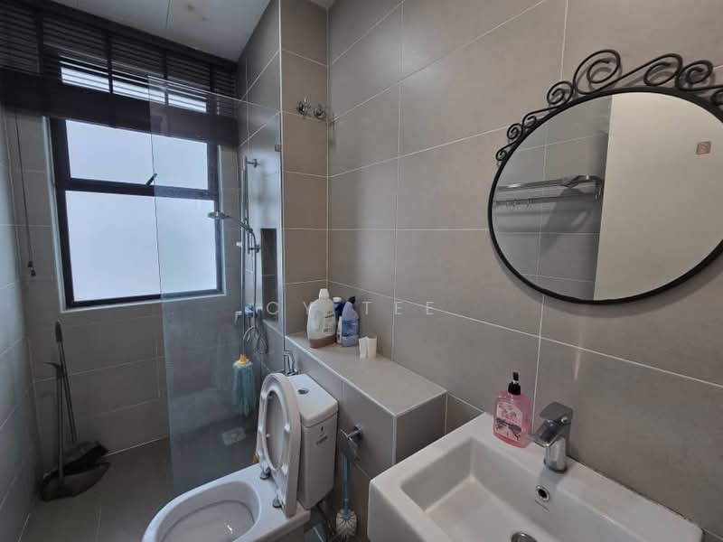Kondominium untuk Disewa di Isle of Kamares - CY Tee - Bathroom - PropertyGuru.com.my