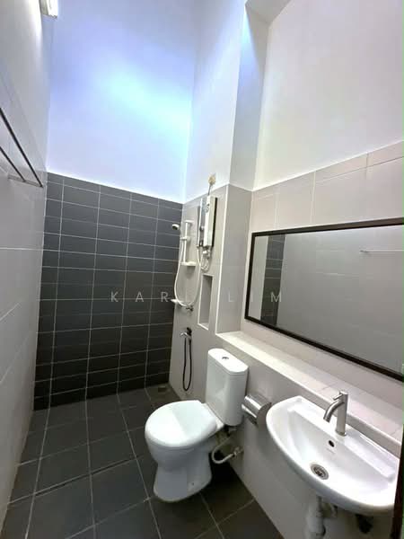 2-storey Terraced House for Sale in Setia Tropika (Johor Bahru) - Karl Lim - Bathroom - PropertyGuru.com.my