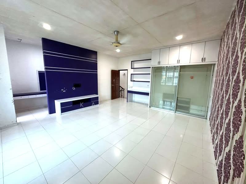 2-storey Terraced House for Sale in Setia Tropika (Johor Bahru) - Karl Lim - Living Room - PropertyGuru.com.my