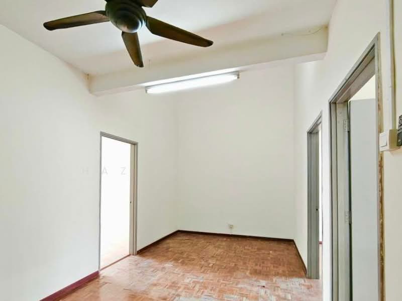 2-storey Terraced House for Sale in Taman Puncak Jalil (Seri Kembangan) - Hazlin Miswan - Interior - PropertyGuru.com.my