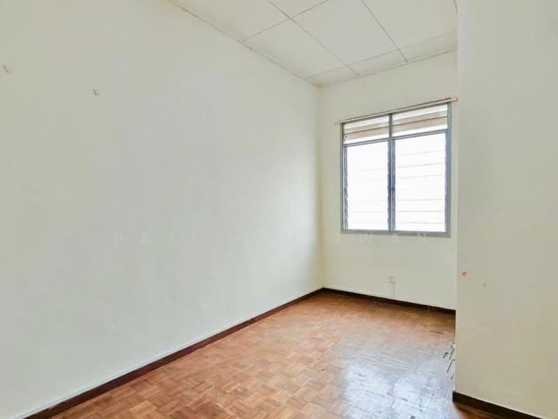 2-storey Terraced House for Sale in Taman Puncak Jalil (Seri Kembangan) - Hazlin Miswan - Interior - PropertyGuru.com.my