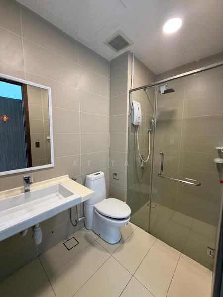 Servis Apartment untuk Disewa di Green Haven - KT Tan - Bathroom - PropertyGuru.com.my