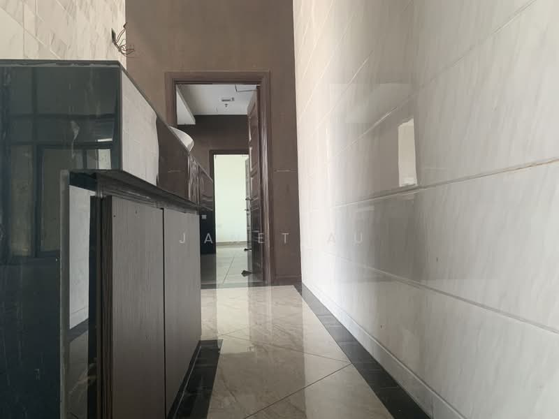 Shop / Office for Sale in One South (Seri Kembangan) - Janet Au - PropertyGuru.com.my