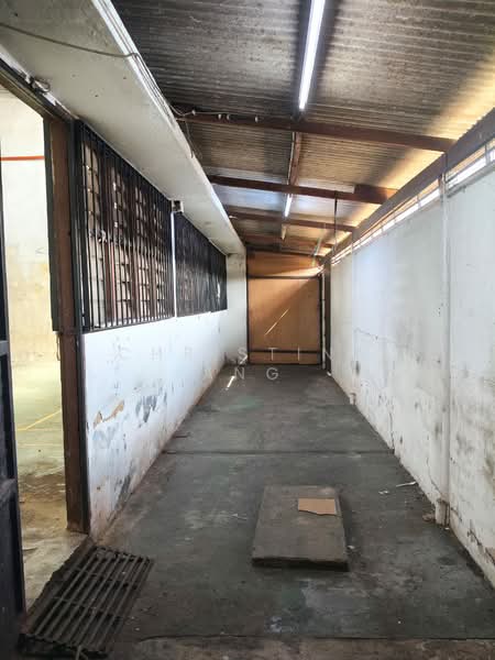 Factory for Rent in Taman Johor Jaya (Johor Bahru) - Christina Ang - Corridor - PropertyGuru.com.my