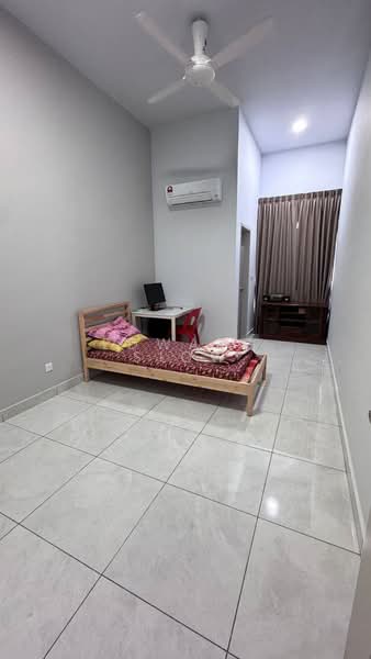1-storey Terraced House for Rent in Johor Bahru (Johor) - Edward Siow - Bedroom - PropertyGuru.com.my