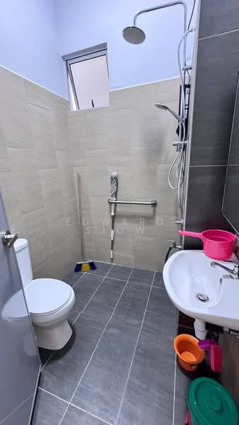 1-storey Terraced House for Rent in Johor Bahru (Johor) - Edward Siow - Bathroom - PropertyGuru.com.my