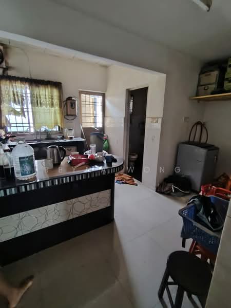 2-storey Terraced House for Sale in Taman Daya (Johor Bahru) - Reyna Wong - Kitchen - PropertyGuru.com.my